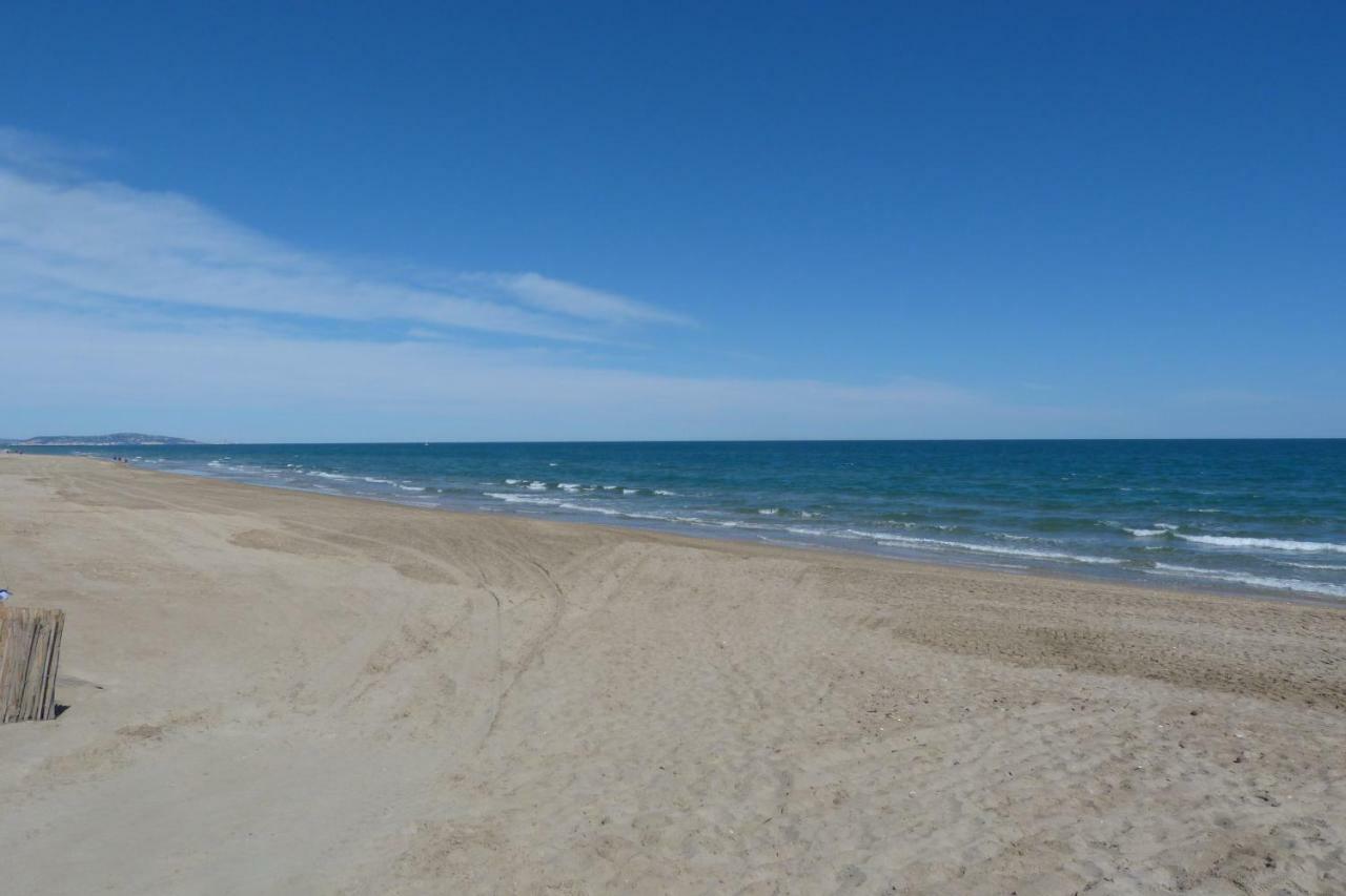 Zen Et Summer Zen Coursive Naturiste Agde Bagian luar foto